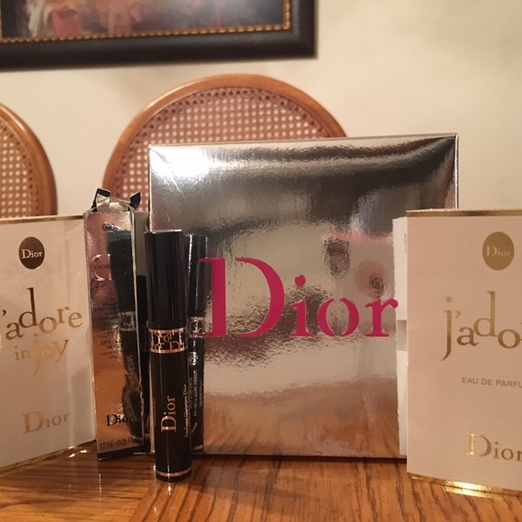 🎉HP🎉 Dior Lip and Mascara Lot - Picture 3 of 7